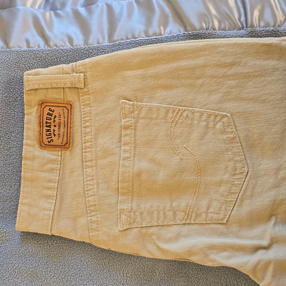 Levi's Low Rise Bootcut Kaki Denim Size 4 Jeans / Pants